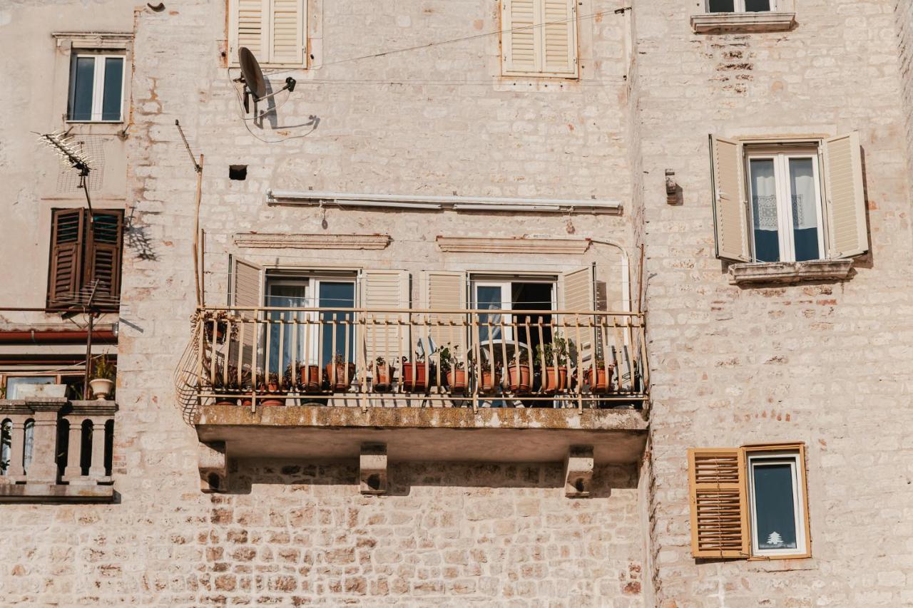Arya apartment Šibenik Exterior foto